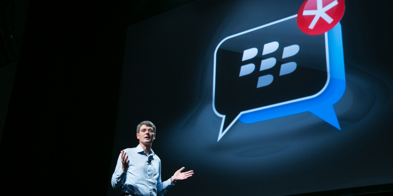 blackberry 10 en la super bowl, imagen de Thorsten Heins